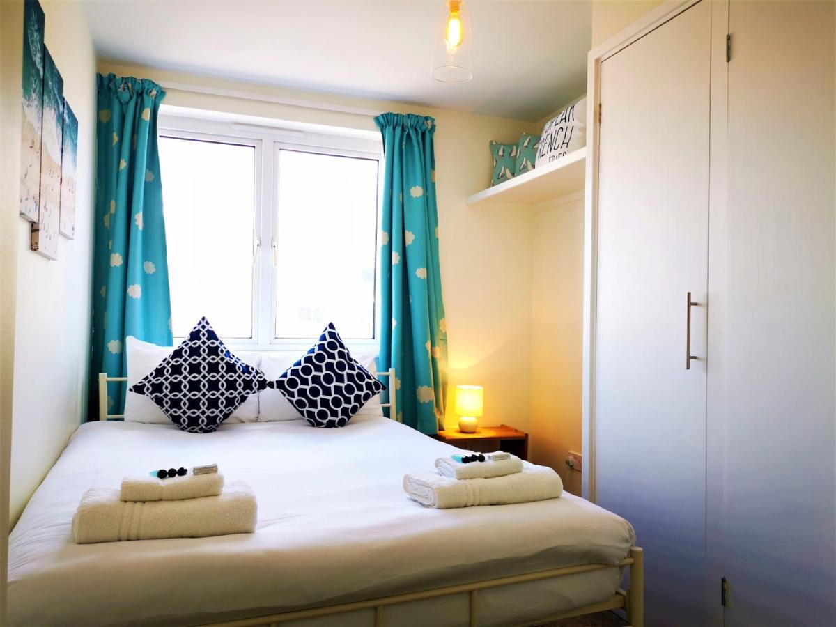 Marina Living With Parking, Balcony, Quiet And Secure Apartment Brighton ภายนอก รูปภาพ