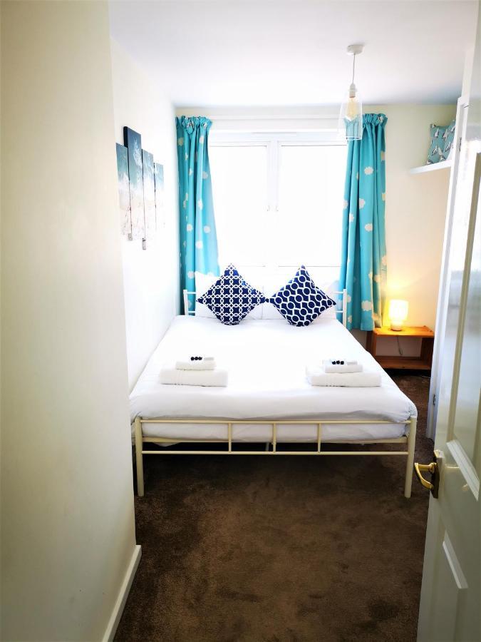 Marina Living With Parking, Balcony, Quiet And Secure Apartment Brighton ภายนอก รูปภาพ